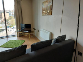 Waterview 2-bedroom Apartment in Sheffield, fully furnished with FREE wifi internet